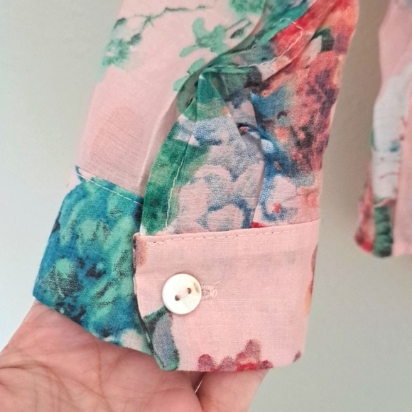 Floral Long Sleeve Top size S - Picture 4 of 9